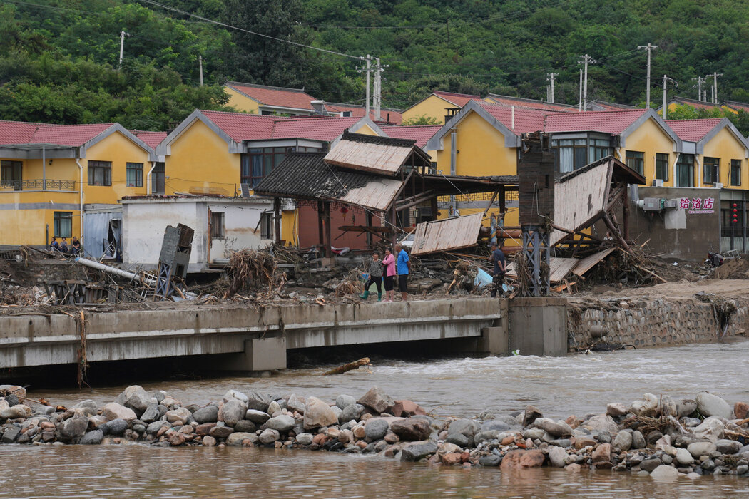 29int-china-flooding-vfwc-master1050