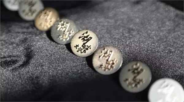 20170330-7771175792438fee_600x5000