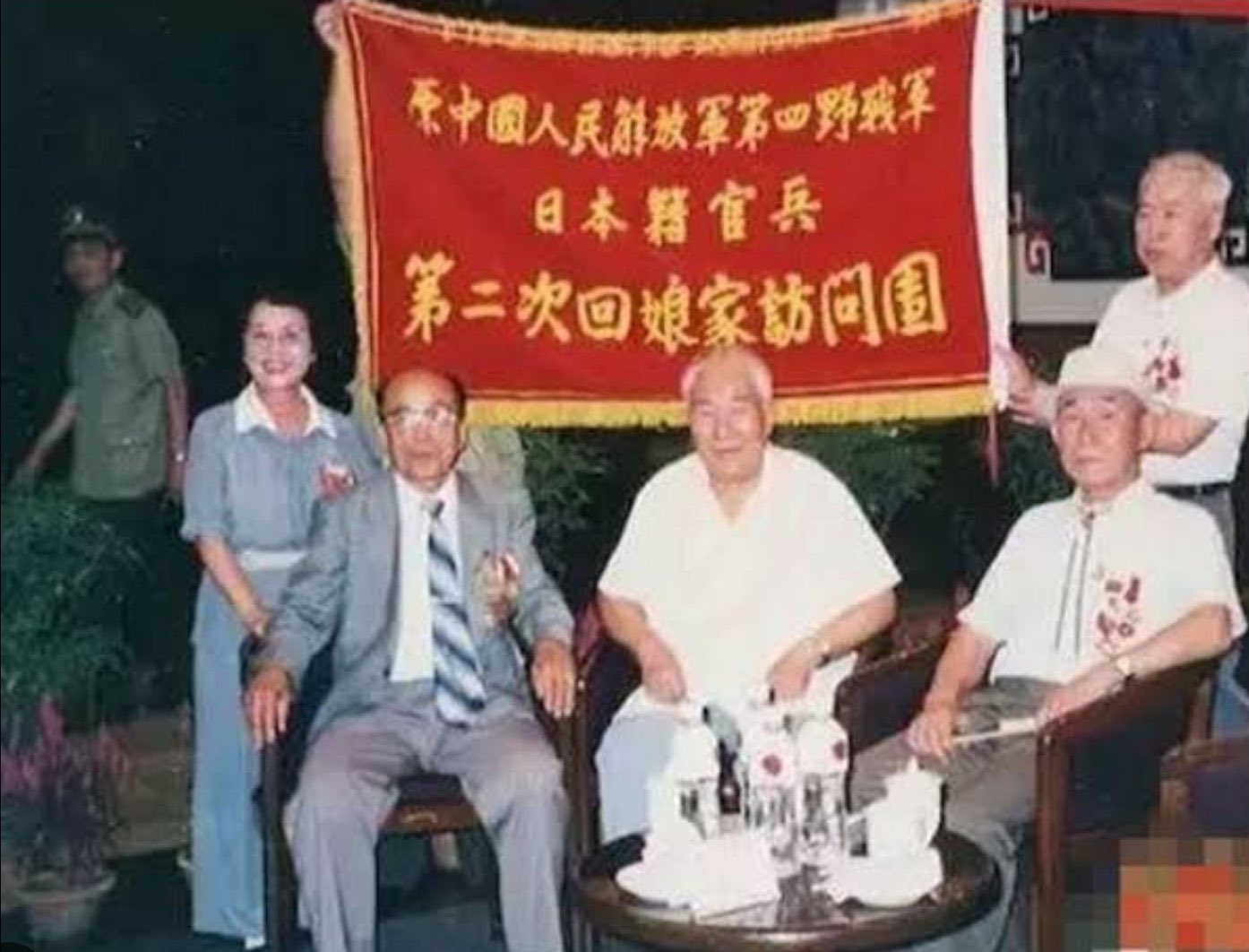 G_m8_i4bgAApPGc G_m8_i4bgAApPGc